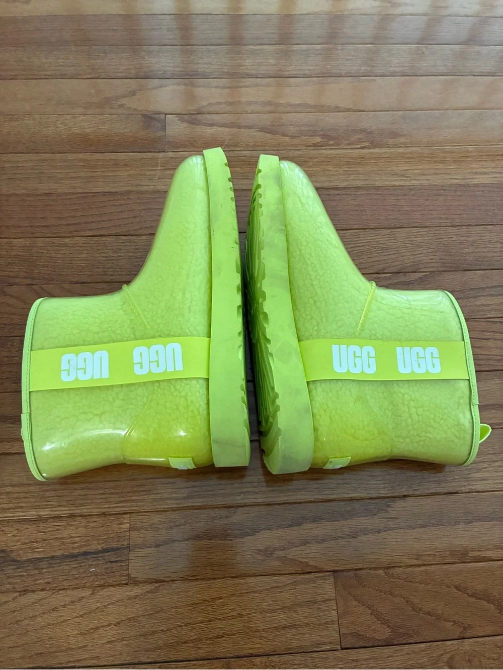 Ugg Classic Clear Mini Boot Rain Neon Sulfur Lime Size 11